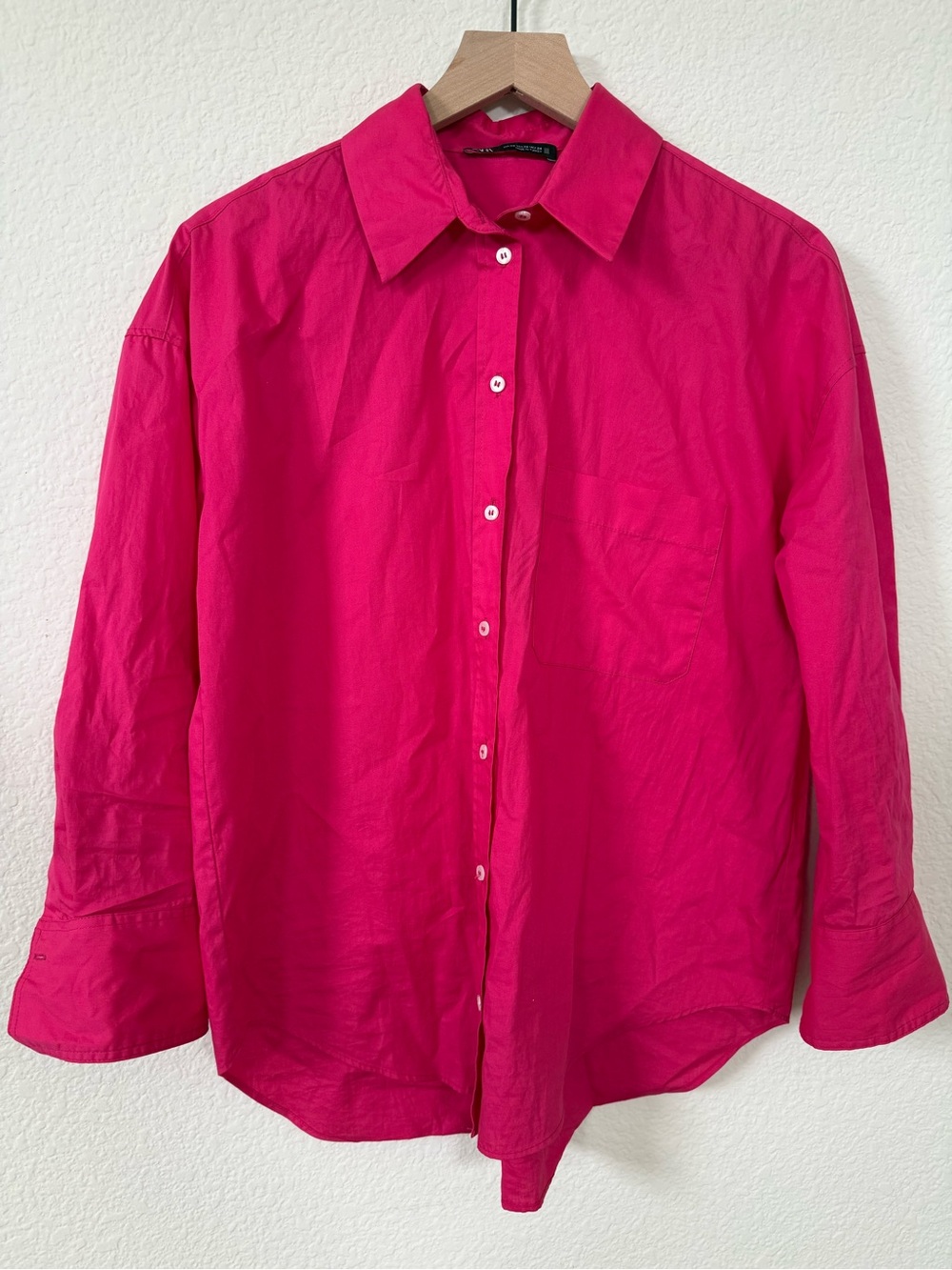 Zara Women's Bright Fuchsia Button-Down Shirt